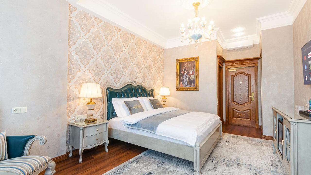 Gregory Boutique Hotel צ'יסינאו מראה חיצוני תמונה A bedroom