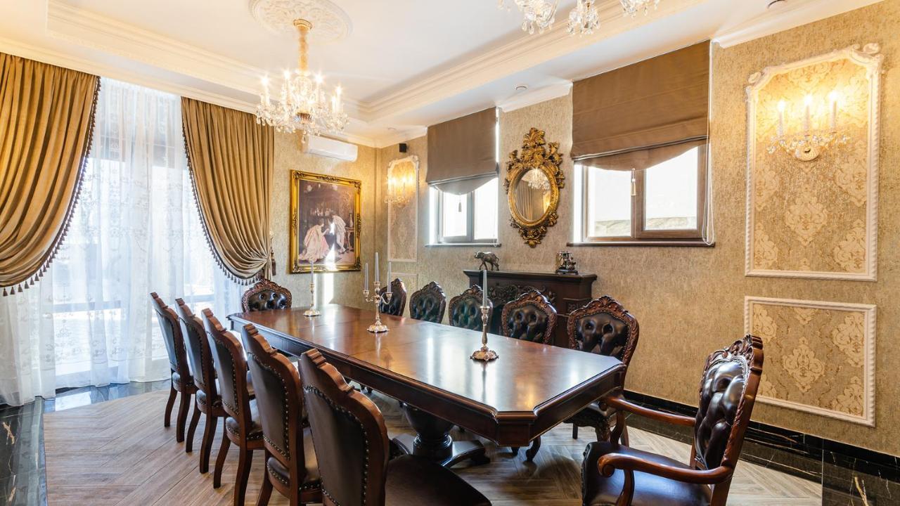 Gregory Boutique Hotel צ'יסינאו מראה חיצוני תמונה A dining room